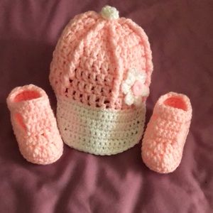 Handmade crochet hat and booties